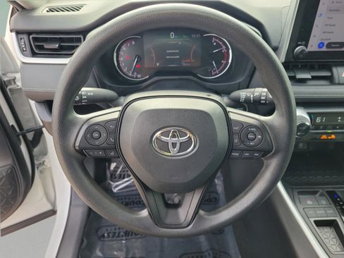 Used 2024 Toyota RAV4 XLE image 19