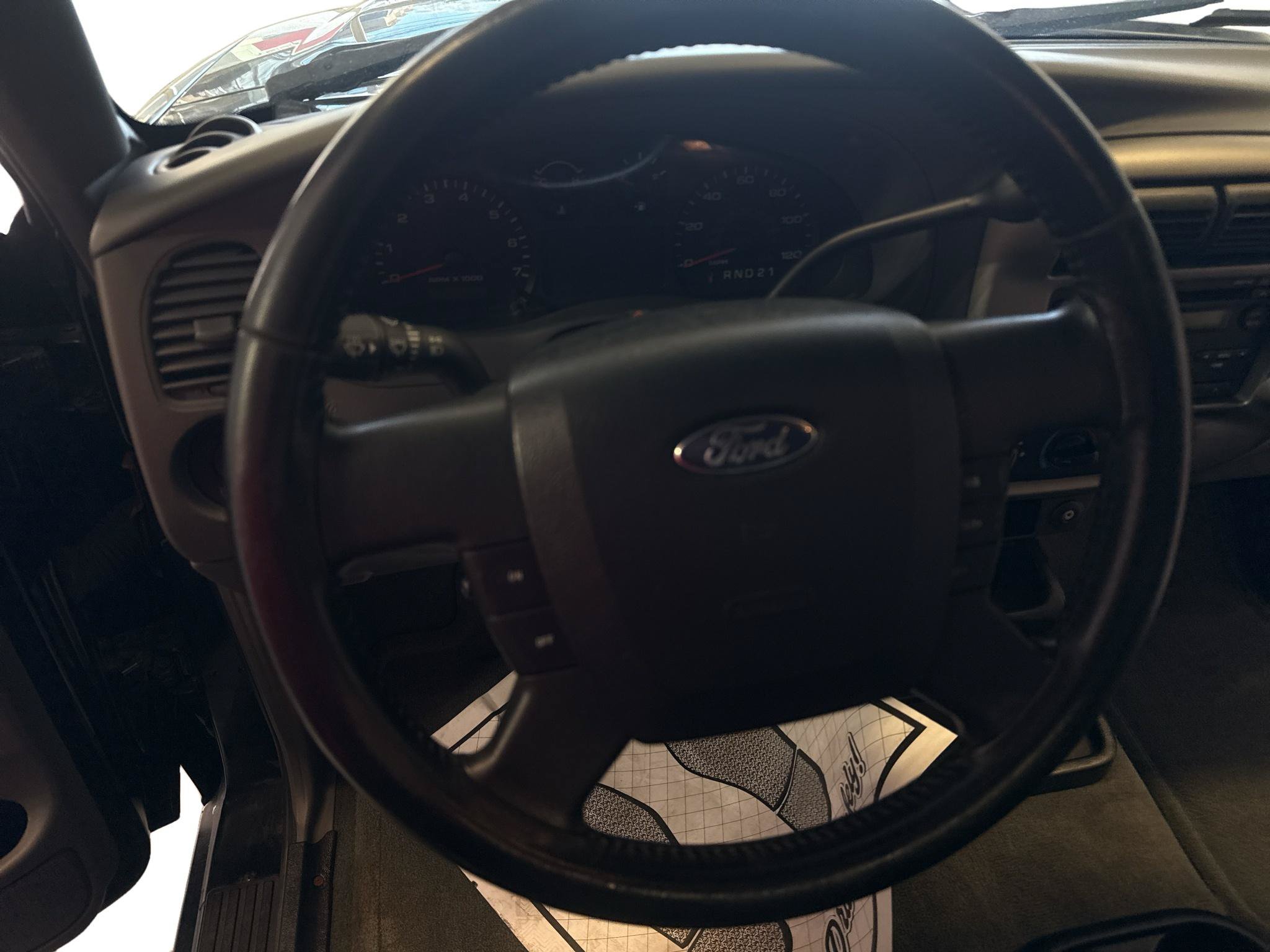 Used 2011 Ford Ranger XLT RWD image 11