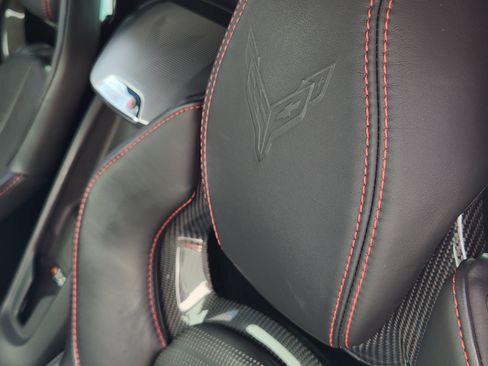 Used 2021 Chevrolet Corvette Stingray Premium Cpe w/ 3LT RWD image 17