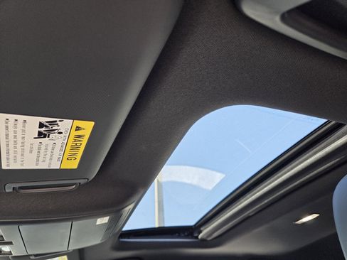 New 2026 MAZDA MAZDA3 Hatchback w/Premium Plus Pkg AWD/4WD image 5