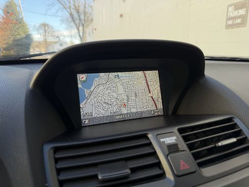 Used 2010 Acura TL w/Tech w/18 In. Wheels 4dr Sed image 33