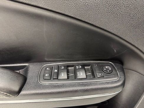 Used 2014 Dodge Charger SXT Plus image 12