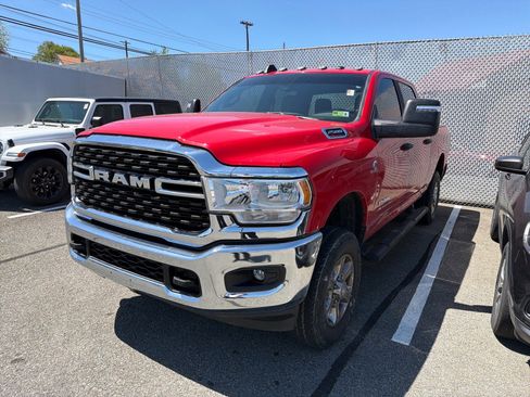 Used 2023 RAM 2500 Big Horn w/ Level 1 Equipment Group AWD/4WD image 1