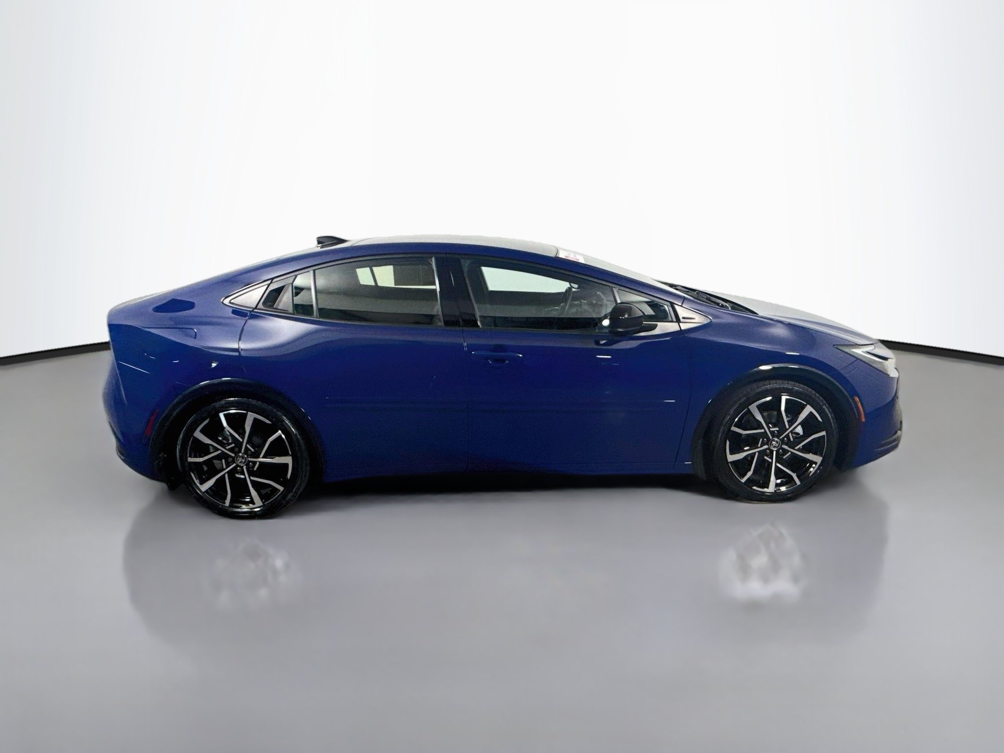 Certified 2025 Toyota Prius Plug-In Hybrid w/ Limited Premium Package FWD image 8