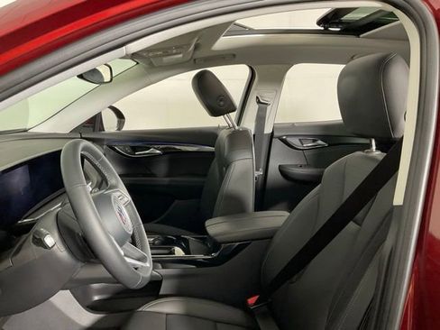 Used 2024 Buick Envision Preferred image 29