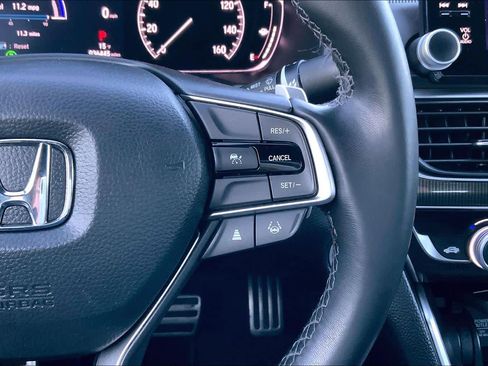 Used 2022 Honda Accord Sport image 25