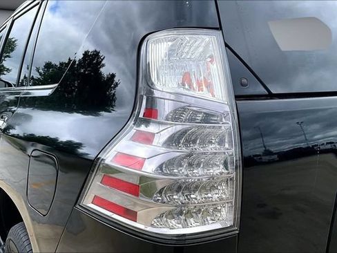 Used 2016 Lexus GX 460 w/ Premium Package AWD/4WD image 21