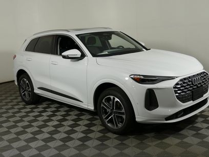 New 2025 Audi Q5 Premium Plus