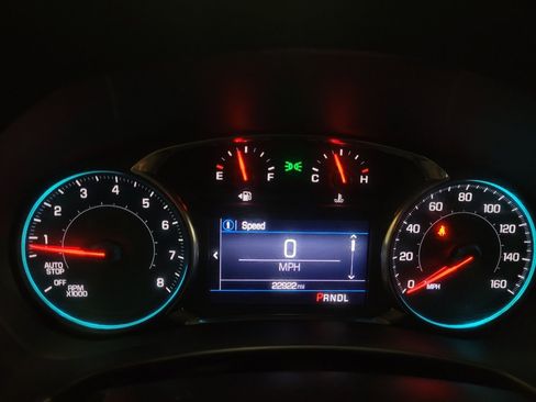 Used 2022 Chevrolet Equinox LT w/ LPO, Floor Liner Package FWD image 23