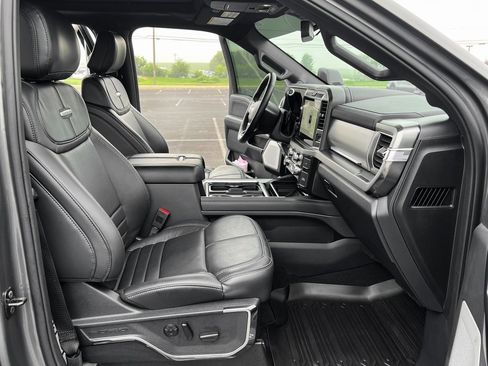 Used 2025 Ford F250 Platinum image 20