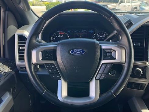 Used 2022 Ford F250 Lariat w/ Lariat Ultimate Package image 26