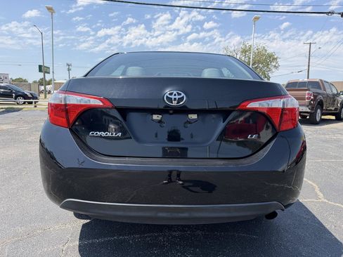 Used 2016 Toyota Corolla LE FWD image 6