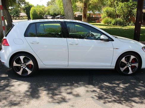 Used 2015 Volkswagen GTI Autobahn image 3