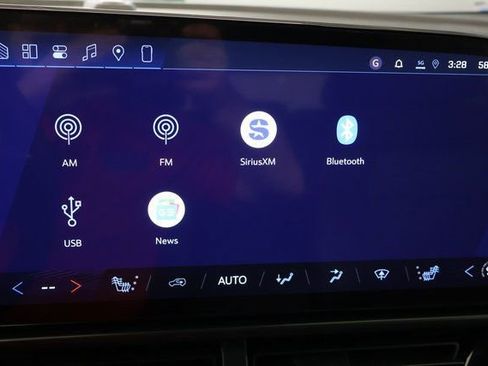 New 2026 Chevrolet Equinox EV RS image 21