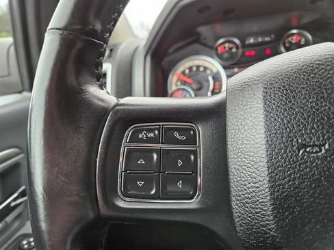 Used 2017 RAM 1500 Big Horn AWD/4WD image 38