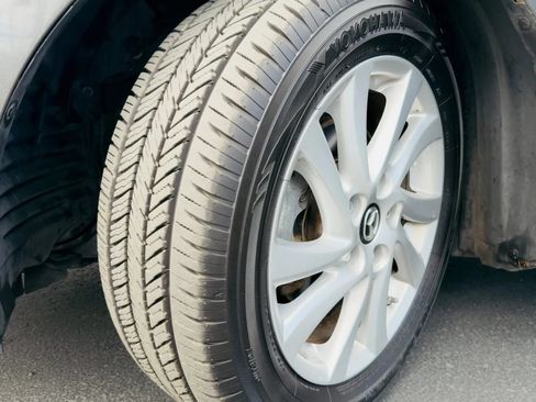 Used 2013 MAZDA MAZDA3 i Touring FWD image 16
