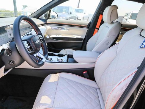 New 2026 Genesis GV70 3.5T Sport Prestige AWD/4WD image 17