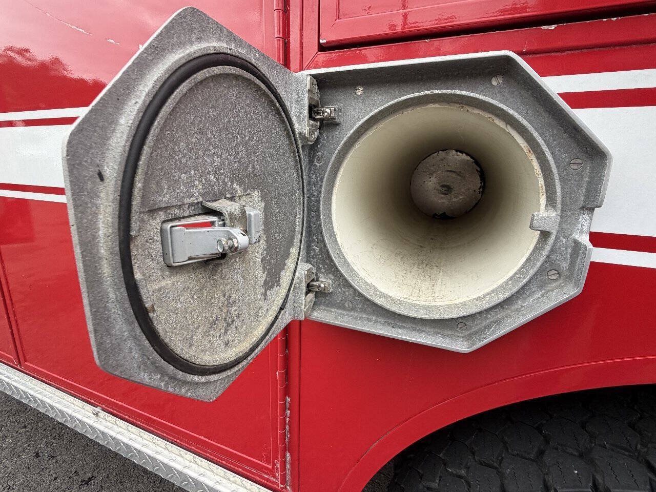 Used 1999 Ford F450 4x4 Regular Cab Super Duty image 44