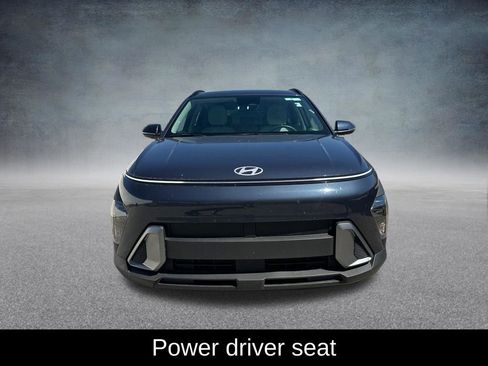 Certified 2025 Hyundai Kona SEL FWD image 9