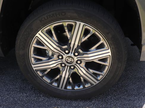 Used 2024 Toyota Tundra Capstone image 38