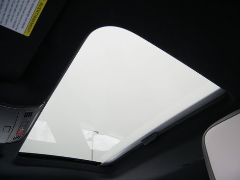 Certified 2023 Volkswagen Arteon SEL Premium image 33