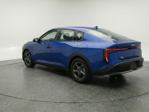 Used 2025 Kia K4 LXS image 6
