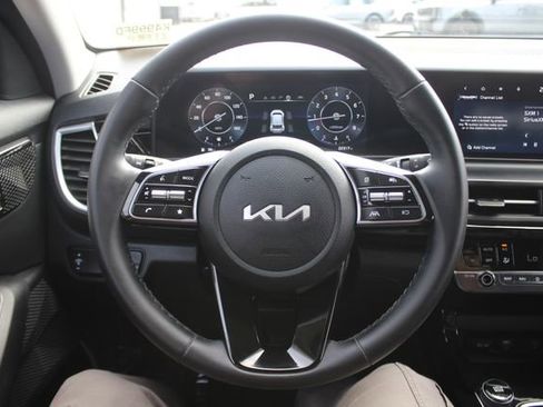 Used 2024 Kia Seltos X-Line AWD/4WD image 14