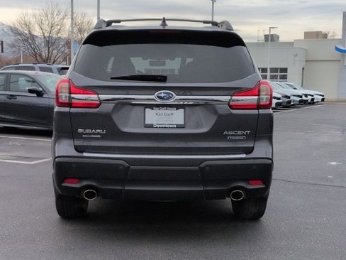 Used 2022 Subaru Ascent Touring image 7