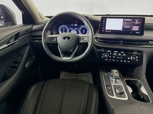 Certified 2026 INFINITI QX60 Luxe w/ Cargo Package AWD/4WD image 29