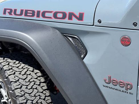 New 2025 Jeep Wrangler Unlimited Rubicon image 11