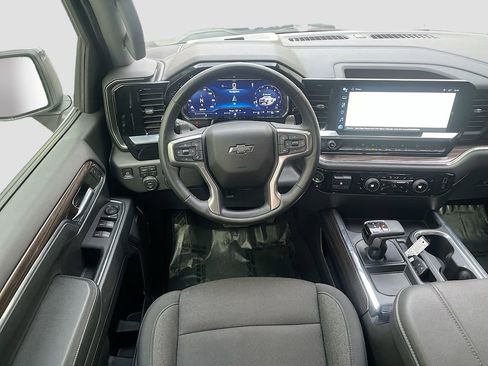 Used 2024 Chevrolet Silverado 1500 LT Trail Boss w/ Convenience Package II image 24