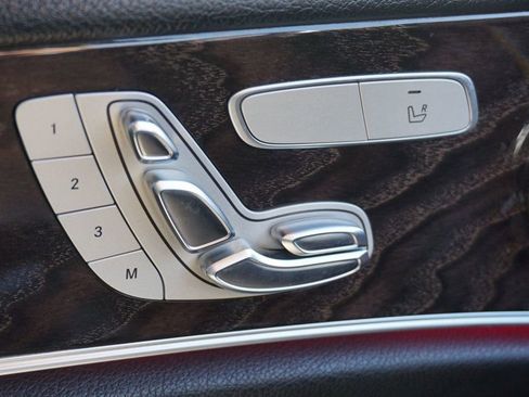 Used 2019 Mercedes-Benz E 300 image 21