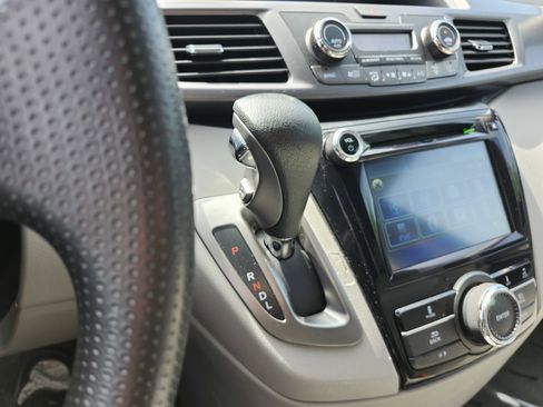 Used 2014 Honda Odyssey EX image 30