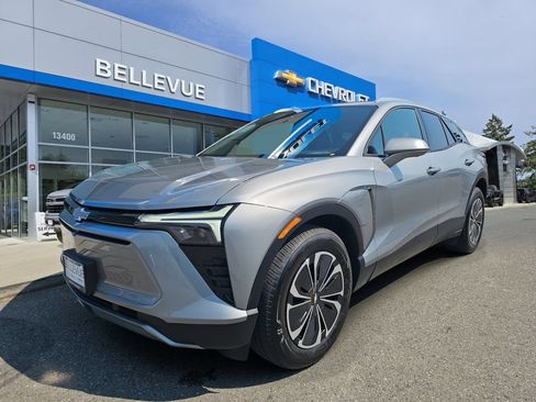 Used 2024 Chevrolet Blazer EV LT AWD/4WD image 3