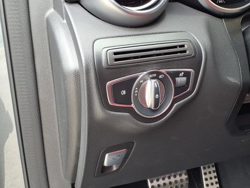 Used 2022 Mercedes-Benz GLC 43 AMG 4MATIC image 10