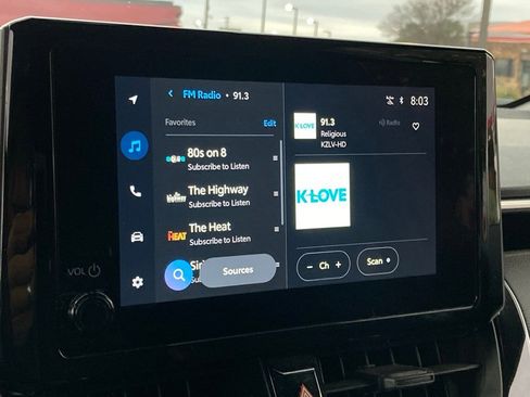 Used 2025 Toyota Corolla SE image 24