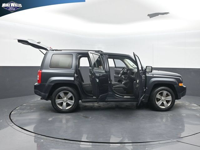 Used 2015 Jeep Patriot Sport w/ Power Value Group FWD image 27