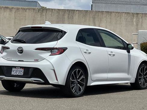Certified 2022 Toyota Corolla XSE FWD image 2