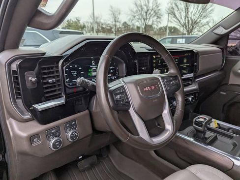 Used 2023 GMC Sierra 1500 SLT w/ SLT Convenience Package AWD/4WD image 12