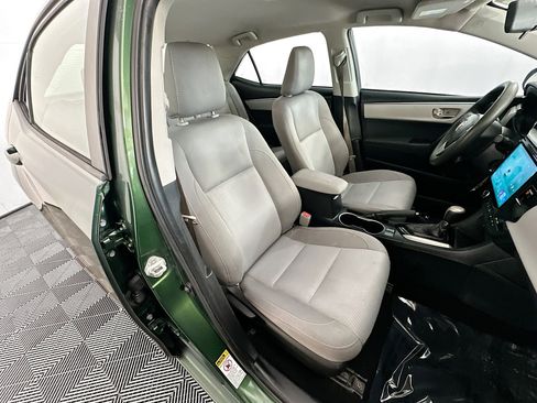 Used 2016 Toyota Corolla LE FWD image 27