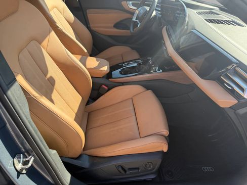 Used 2025 Audi A5 2.0T Prestige image 9