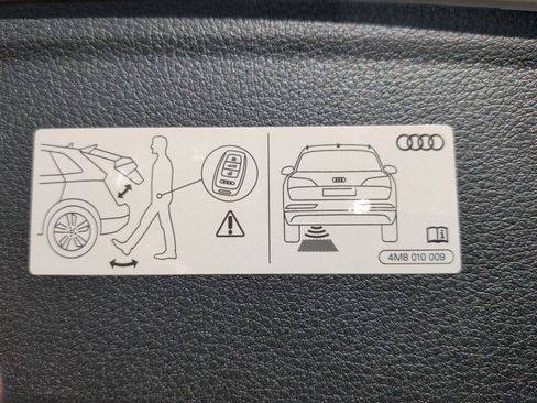 Certified 2024 Audi Q5 e Premium Plus w/ Premium Plus Package AWD/4WD image 42