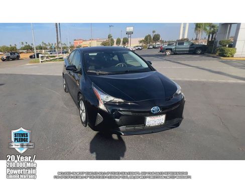 Used 2018 Toyota Prius Two image 3