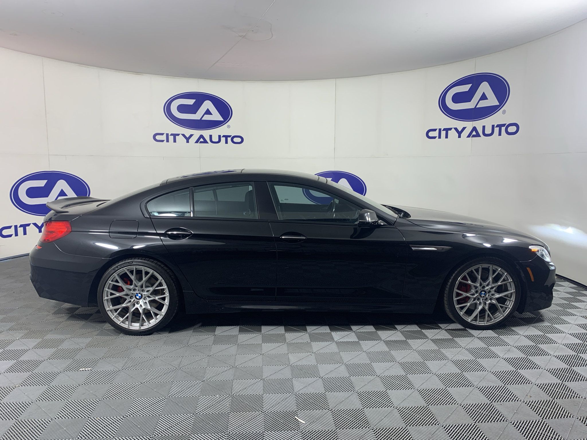 Used 2016 BMW 640i Gran Coupe RWD image 2