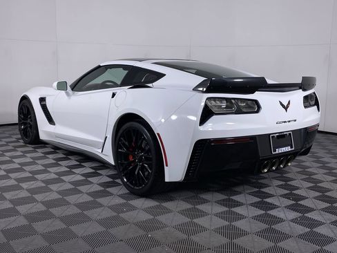 Certified 2016 Chevrolet Corvette Z06 w/ 3LZ Preferred Equipment Group image 18