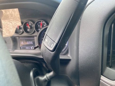 Certified 2022 Chevrolet Silverado 1500 Custom image 13