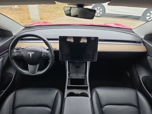 Used 2018 Tesla Model 3 image 13