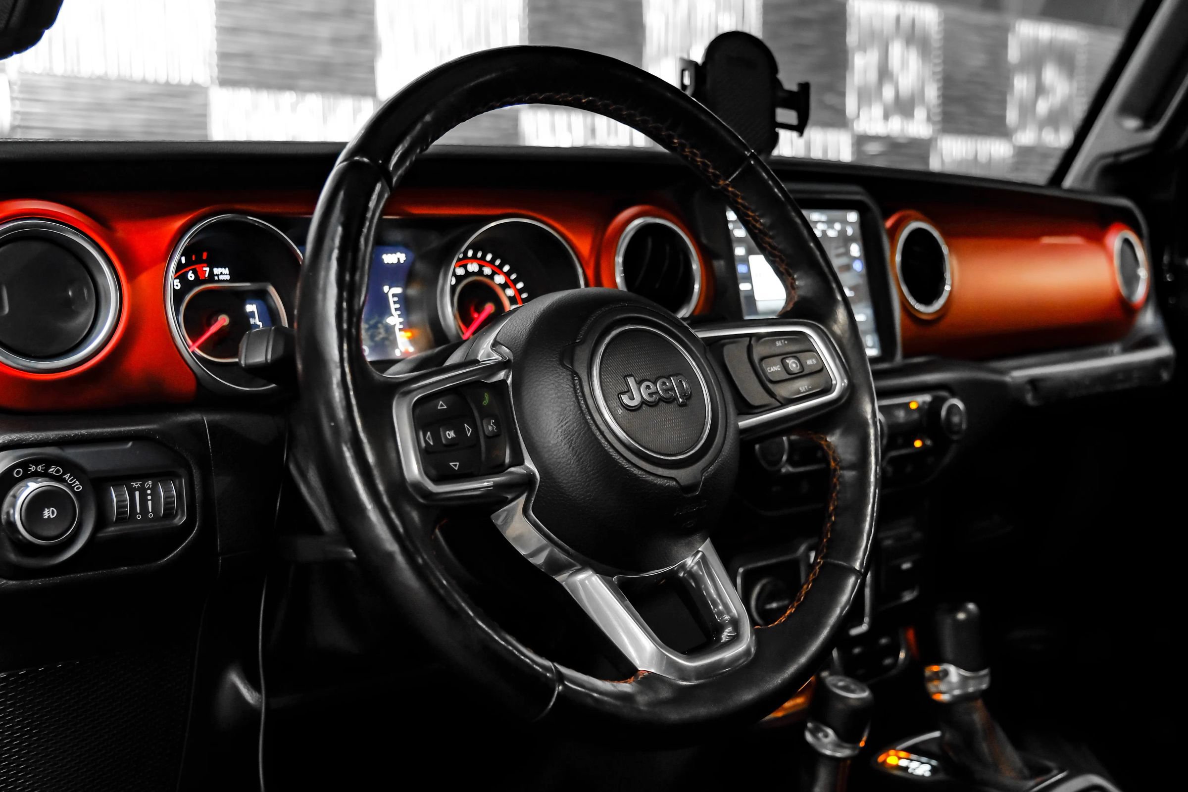 Used 2019 Jeep Wrangler Unlimited Rubicon AWD/4WD image 13