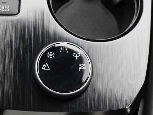 Used 2023 Nissan Rogue Platinum w/ Platinum Premium Package image 28