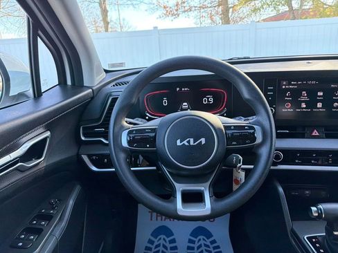 Used 2024 Kia Sportage LX image 26
